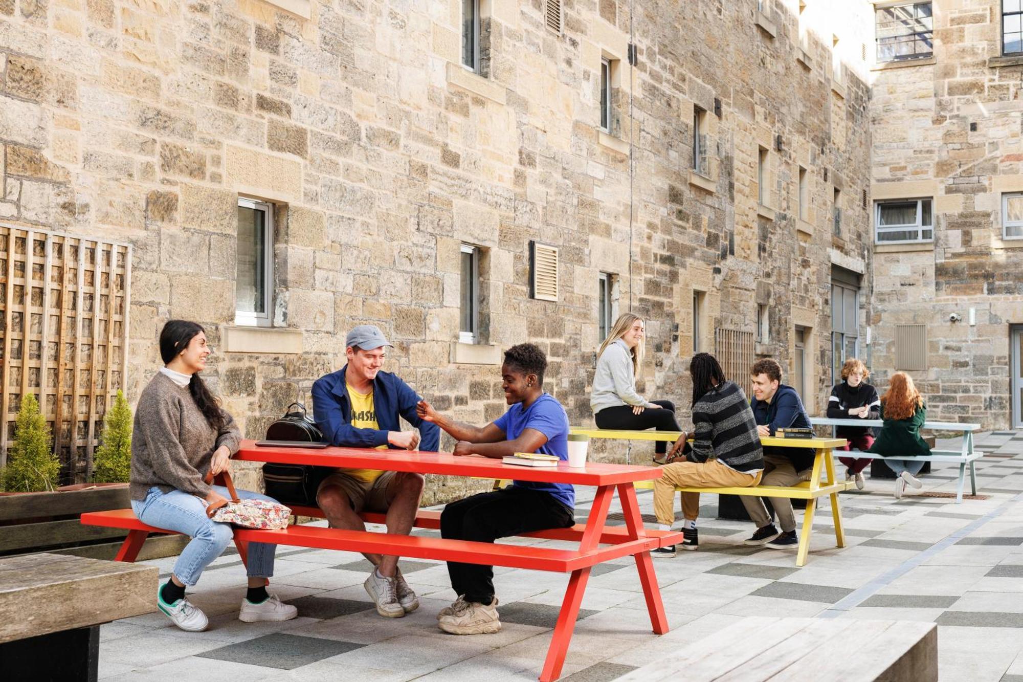 Unite Students - Sugarhouse Close - Royal Mile Edinburgh Ngoại thất bức ảnh